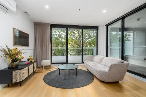 Stylish 2BR Sanctuary in the Heart of Braddon - Hosted by Canstay