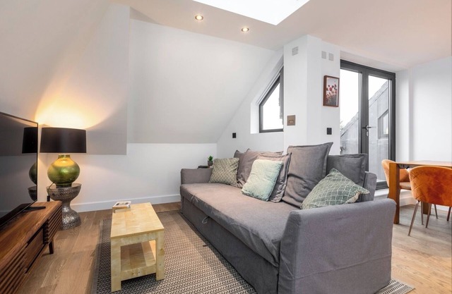 Stylish 3BR Flat w/3 Balconies and Ensuite Baths