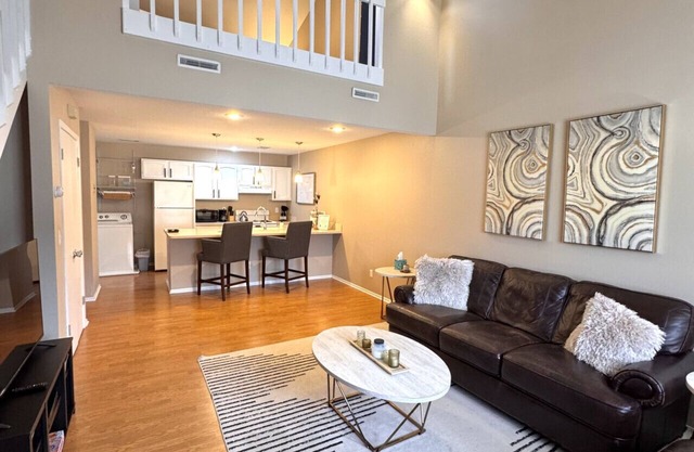 Stylish Condo by the TBK Sports Complex