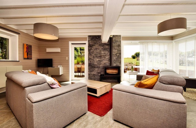 Stylish Holiday Home in Houffalize with Sauna, Patio, Garden