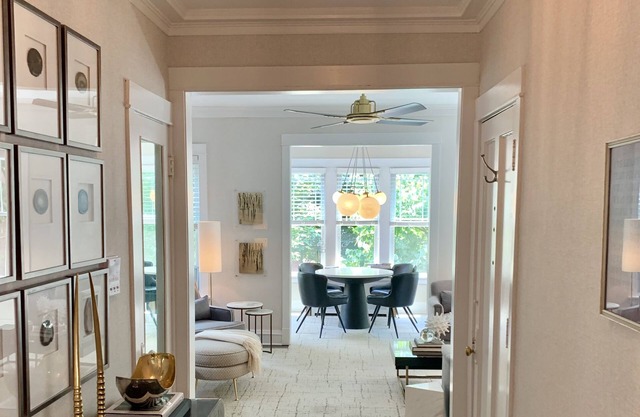 STYLISH-LOCAL-COMFY-SAFE 5 night min.