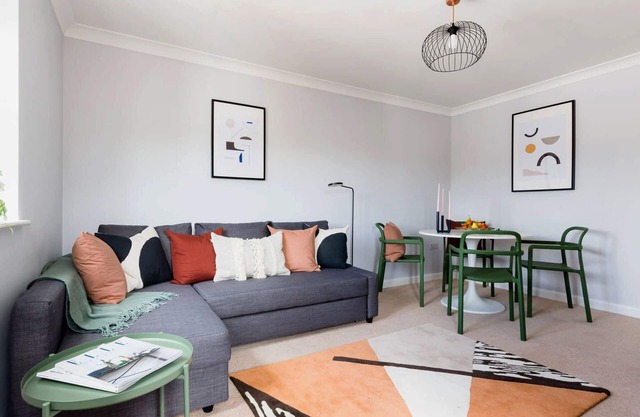 Stylish New 2 Bed Flat, Coventry City Centre
