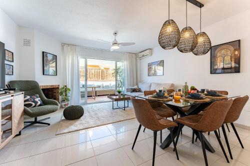 Stylish Seaview Townhouse 3BR Pool 4 Terraces