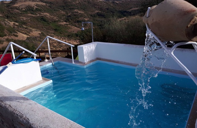 "Su Pasciale" house with swimming pool 10 minutes from the sea
