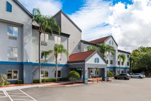 Suburban Studios Orlando - Ocoee-Winter Garden
