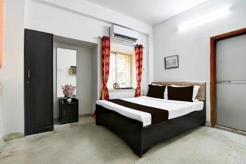 Sudarshan Villa Guest House - Near Ruby General hospital