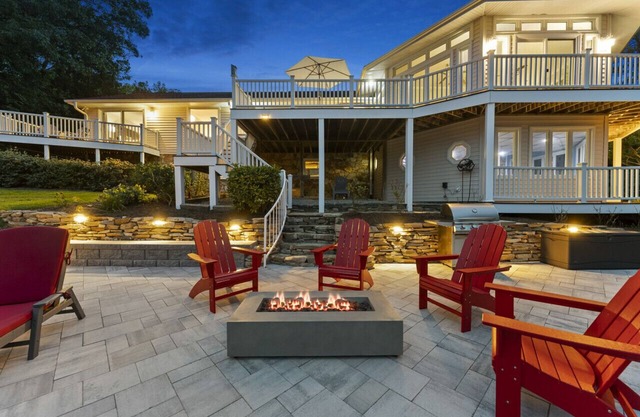 Sueños Hyco Lakeside Retreat - 19 min to VIR/39 min to Caesars Casino