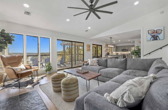 Sugar Hollow Retreat - Beaver Lake