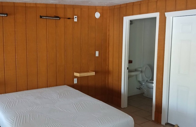 Suite A on Convict Springs