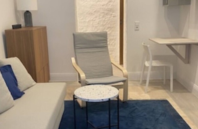 SUITE BLUE