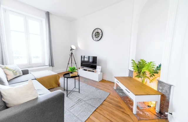 Suite double Fabriques, central, parking nearby