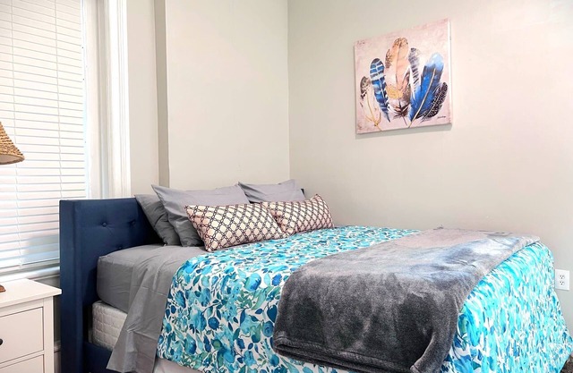Suite One/King Bed/2TVs/Free Parking & museums