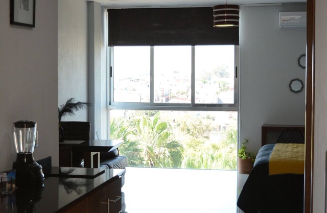 SUITE WITH CITY VIEW