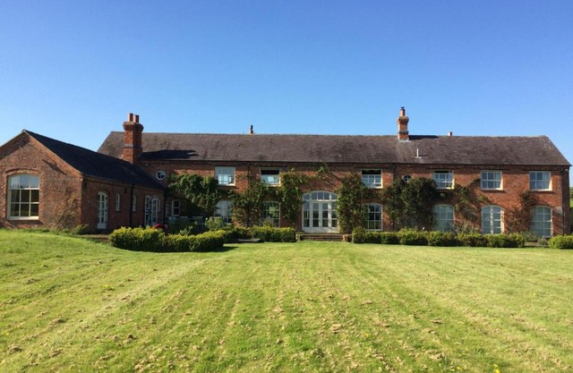 Sulgrave Farm