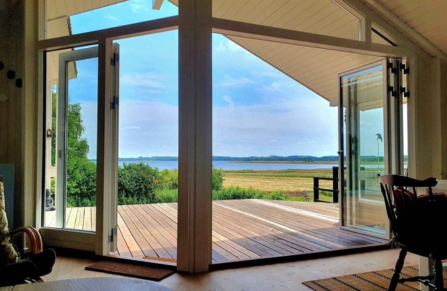 Summer house with a beautiful view to the fjord