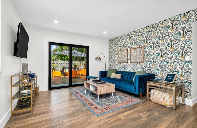 Summer Oasis ; Family & Pet Friendly ; Minutes 2 Beach & Las Olas