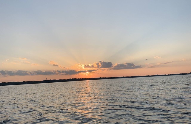 Summer rental on beautiful West Battle Lake!
