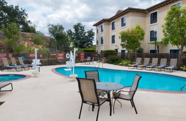 Summer Travel Getaway! 3 Units w/ Full Kitchens, Work Space, Fitness Center