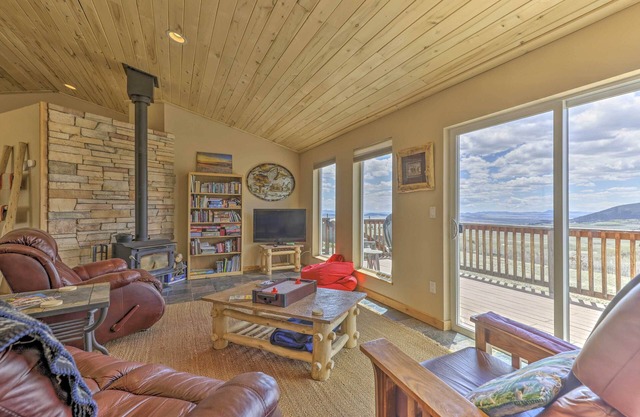 Sun-Soaked Fairplay Retreat w/Private Deck!