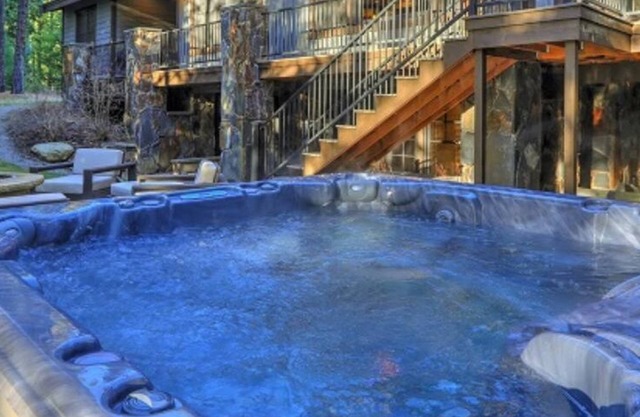 Suncadia 6 Bdrm Home with Outstanding Outdoor Patio