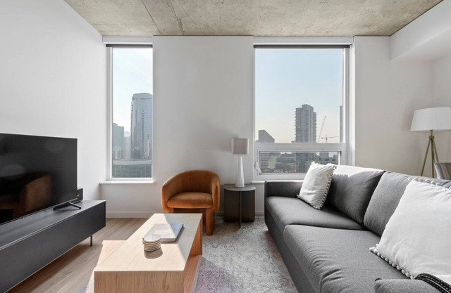 Sunlit South Lake Union 1BR w/W/D & Roof, nr Lake Union, by Blueground