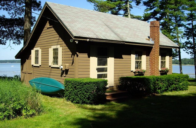 Sunny Cottage on Private Oceanfront Point