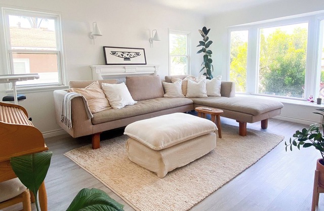 Sunny + Cozy 2BR Home with a Pool Near DTLA + Pasadena