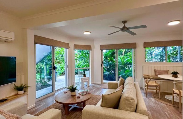 Sunrise Beach Holiday Apartment