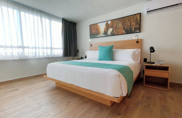 Sunrock Hotel and Suites