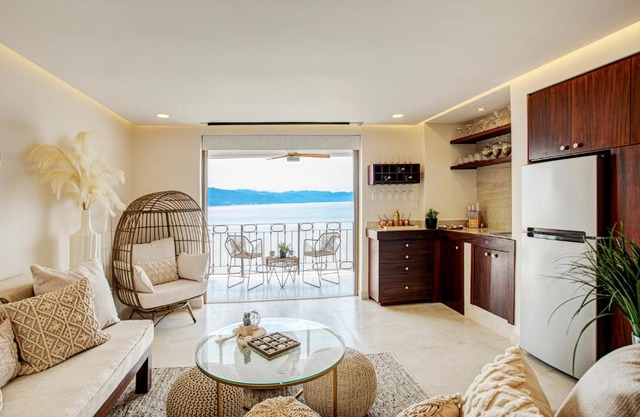 Sunscape Residence Tower