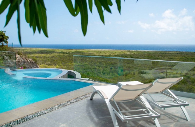 Sunset Heights - Villa Ocean Vista, amazing panoramic view and private pool