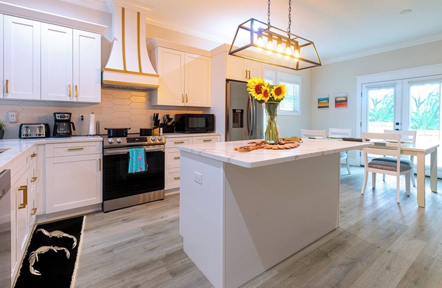 Sunshine Bungalow in Tampa Florida - Vacation Rental