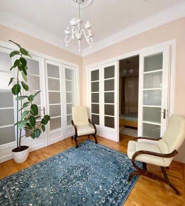 Sunshine Central Apartment