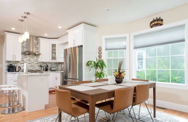 Super Convenience 2BR Condo W/Private Parking in Newton