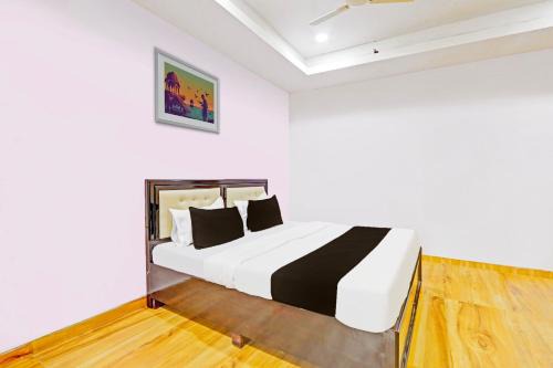 Super Hotel O Nandhi Inn