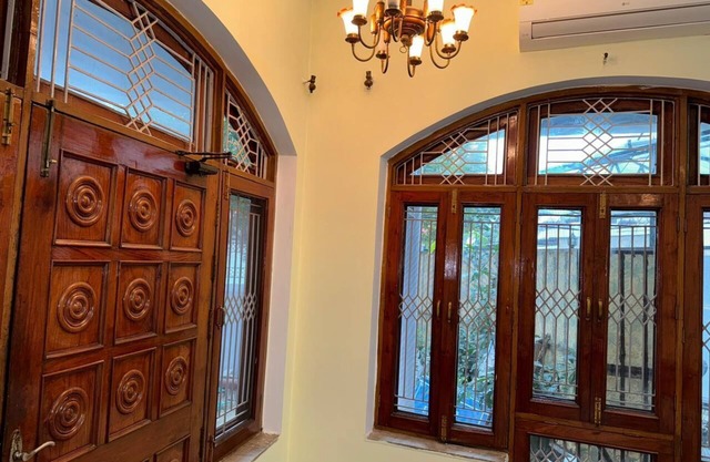 Superb bungalow stay at Prayagraj