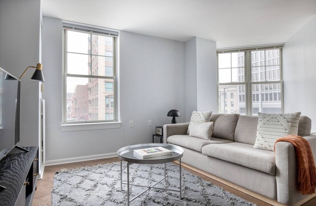 Superb Central Square 2BR w/In-Unit W/D, nr Restaurants, by Blueground