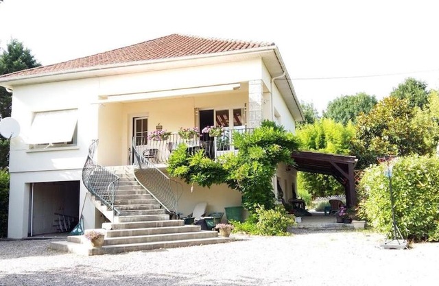 Superb contemporary 2 bed villa +private pool