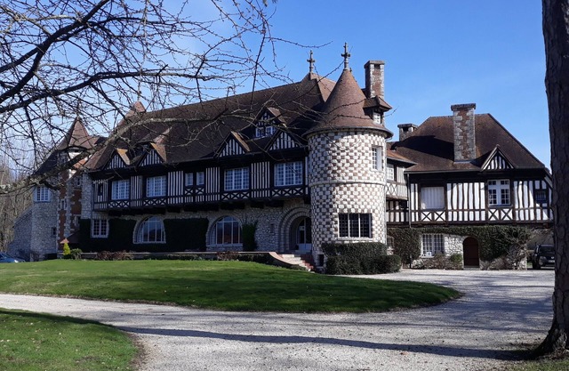 Superb manor house 15 minutes from Disneyland and 45 minutes from Paris