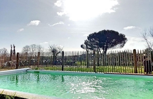 SUPERB STONE HOUSE very close to Saint-Emilion