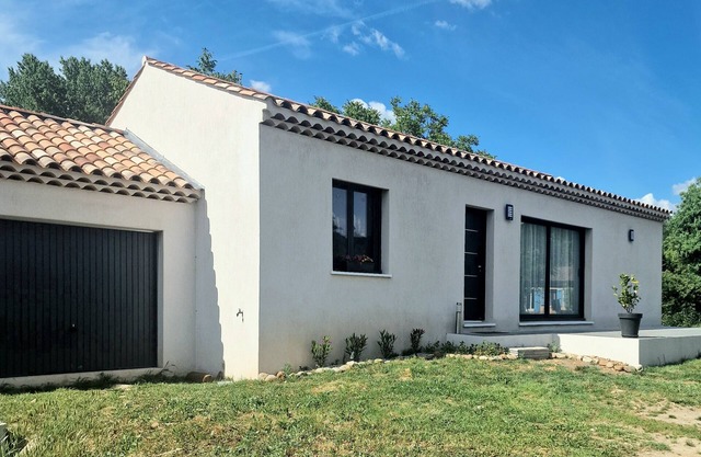 Superb villa in the heart of Alpes de Haute Provence 04