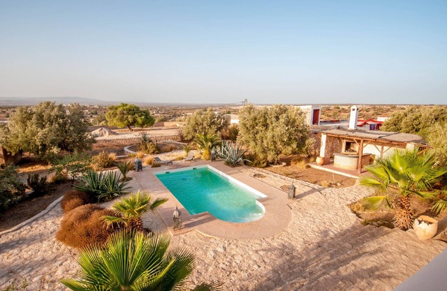 Superb Villa with Pool, 15 min from Essaouira
