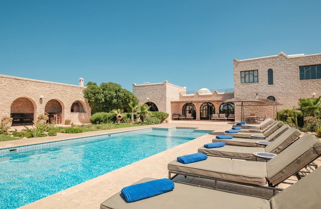 Superb villa with service, staff and heated pool in Essaouira