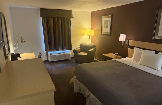 Surestay By Best Western Obetz Rickenbacker Airport