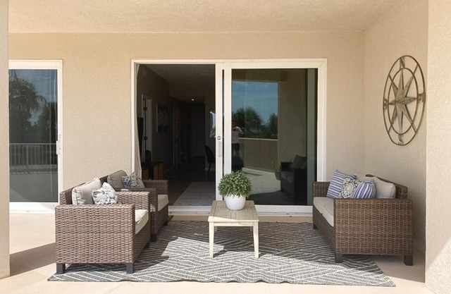 Surf Club, Unit 2105