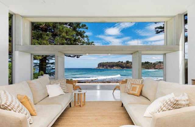 SURFBREAK by Palm Beach Holiday Rentals