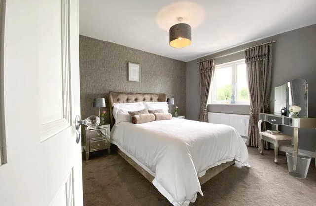 Swallow Lane, Enniskillen, Co Fermanagh, 5* Chic