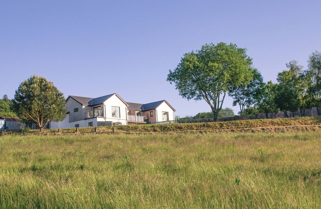SWALLOWS DIP, family friendly, country holiday cottage in Honiton