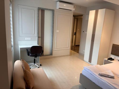Swarn Hotel
