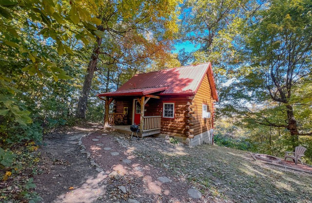 Sweet Heart Cabin in Hocking Hills